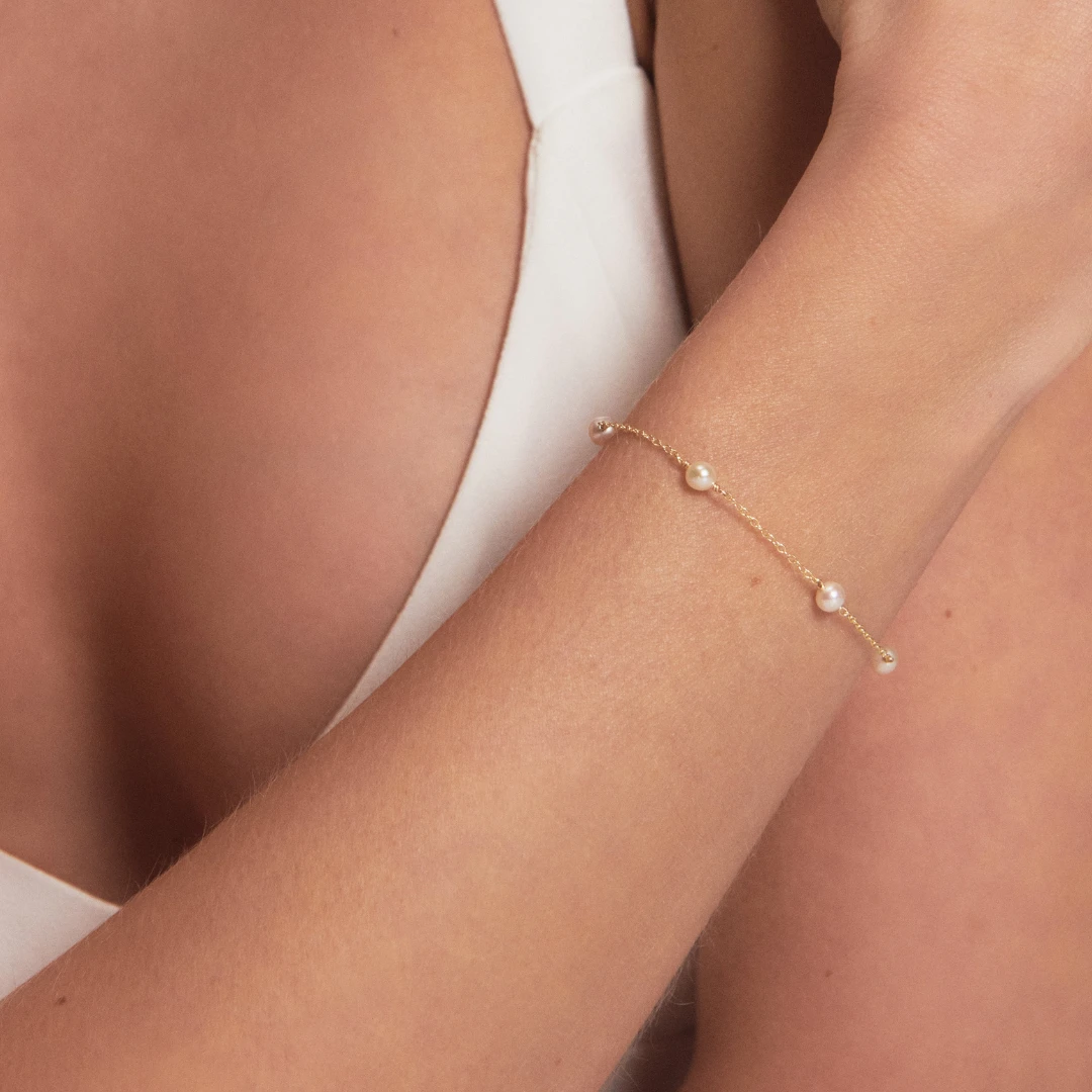 Rose Gold Five Pearl Bracelet - Image 2