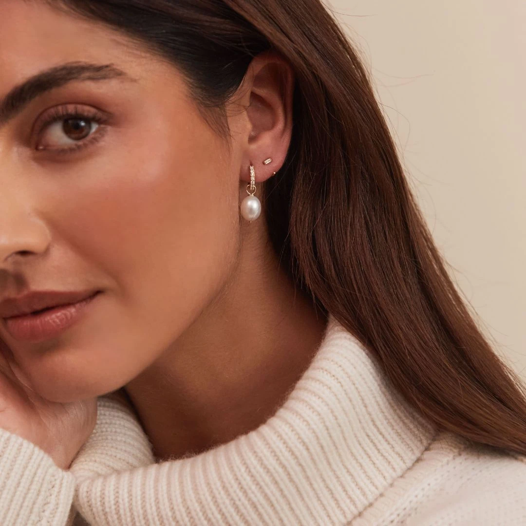 Gold Diamond Style Baguette Lobe Hoop Earrings - Image 4