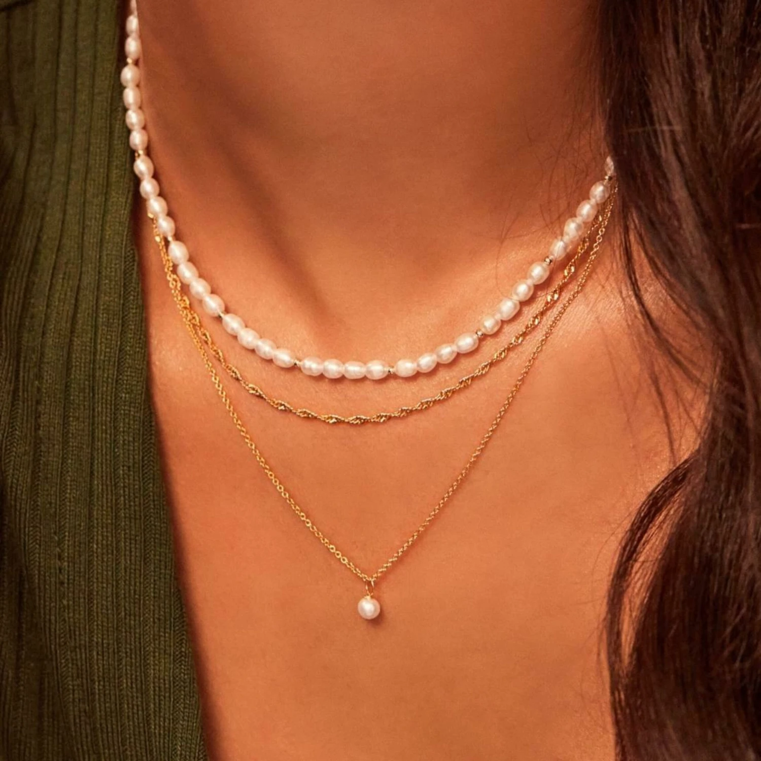 Gold Single Pearl Necklace - Image 7