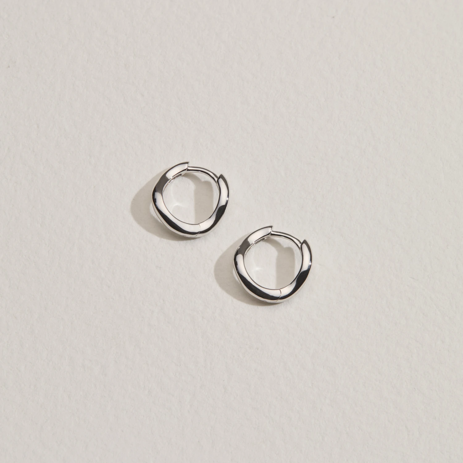 Silver Wave Huggie Hoop Earring - Image 4