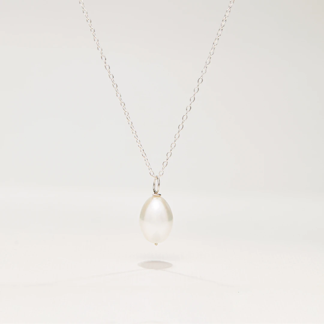 White Gold Large Single Pearl Necklace - Image 3