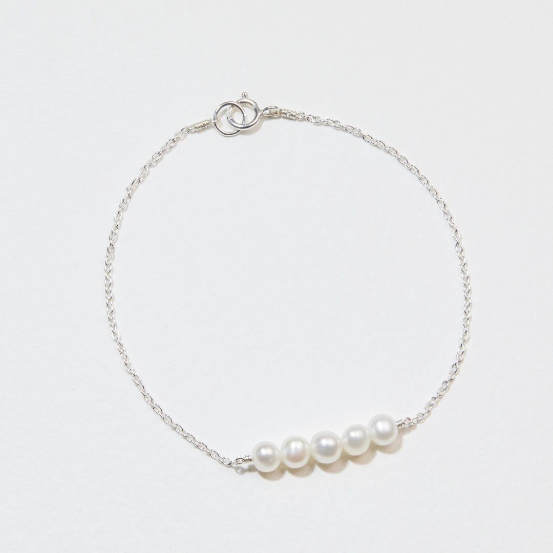 White Gold Cluster Pearl Bracelet - Image 3