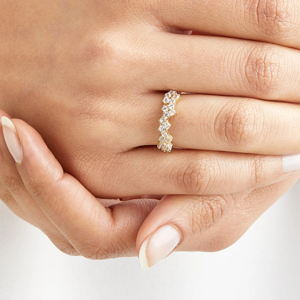 Gold Diamond Style Cluster Ring - Image 2