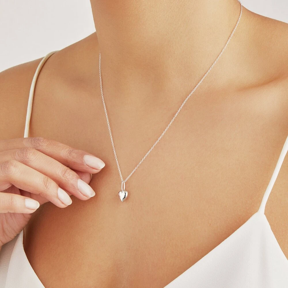 Silver Heart Pendant Necklace - Image 3