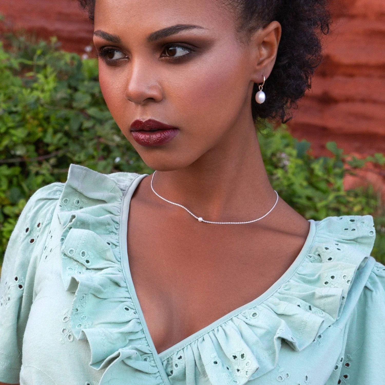 Rose Gold Single Pearl Choker - Image 5