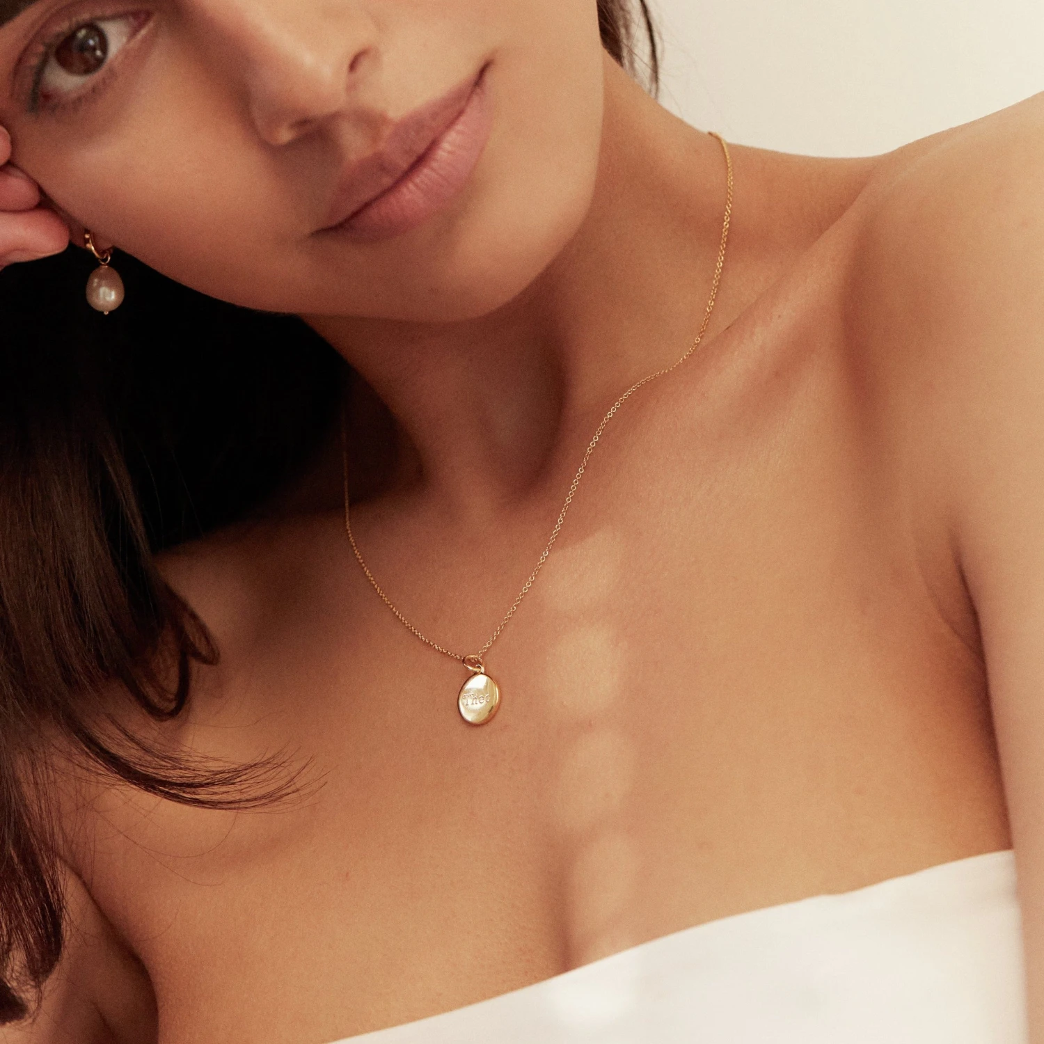 Gold Small Round Engraved Disc Necklace - Image 6