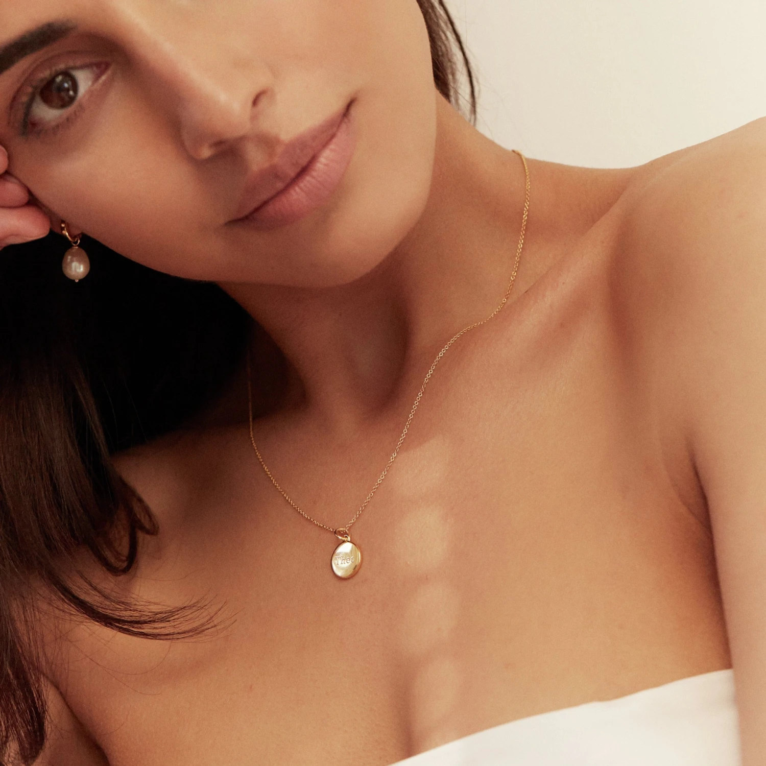 Silver Small Round Engraved Disc Necklace - Image 6