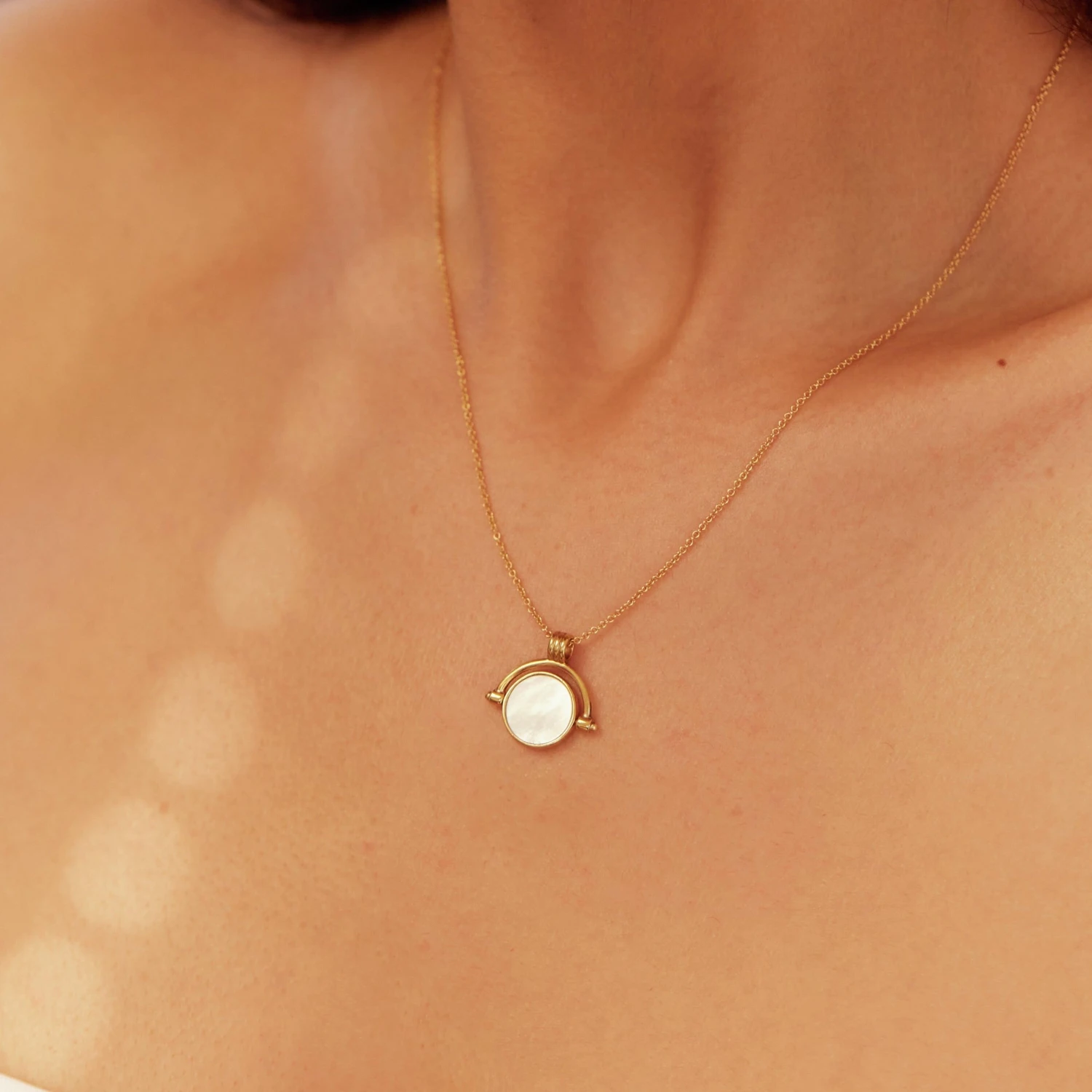 Silver Mother Of Pearl Spinning Disc Necklace - Image 7