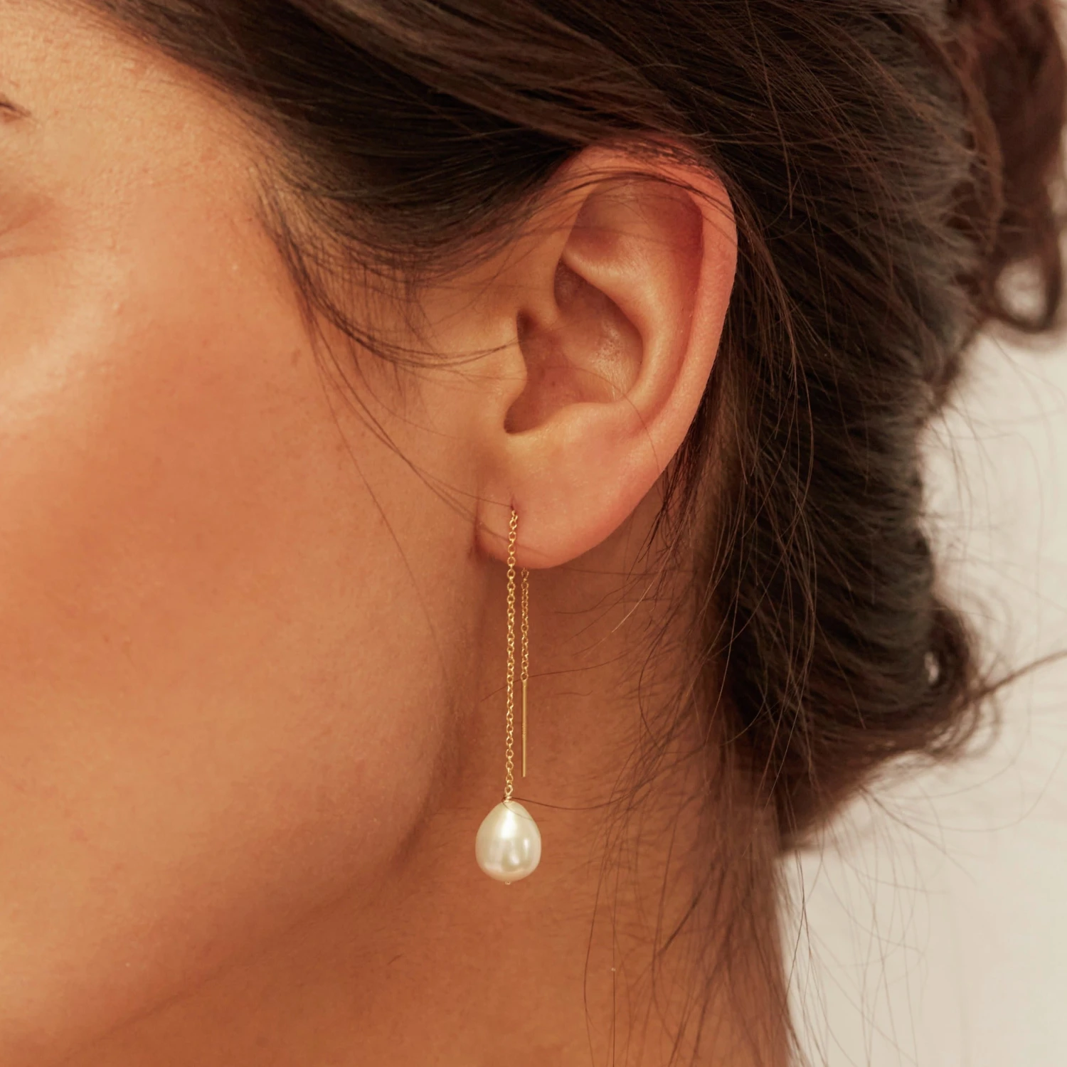 Gold Large Pearl Drop Ear Threaders - Image 2