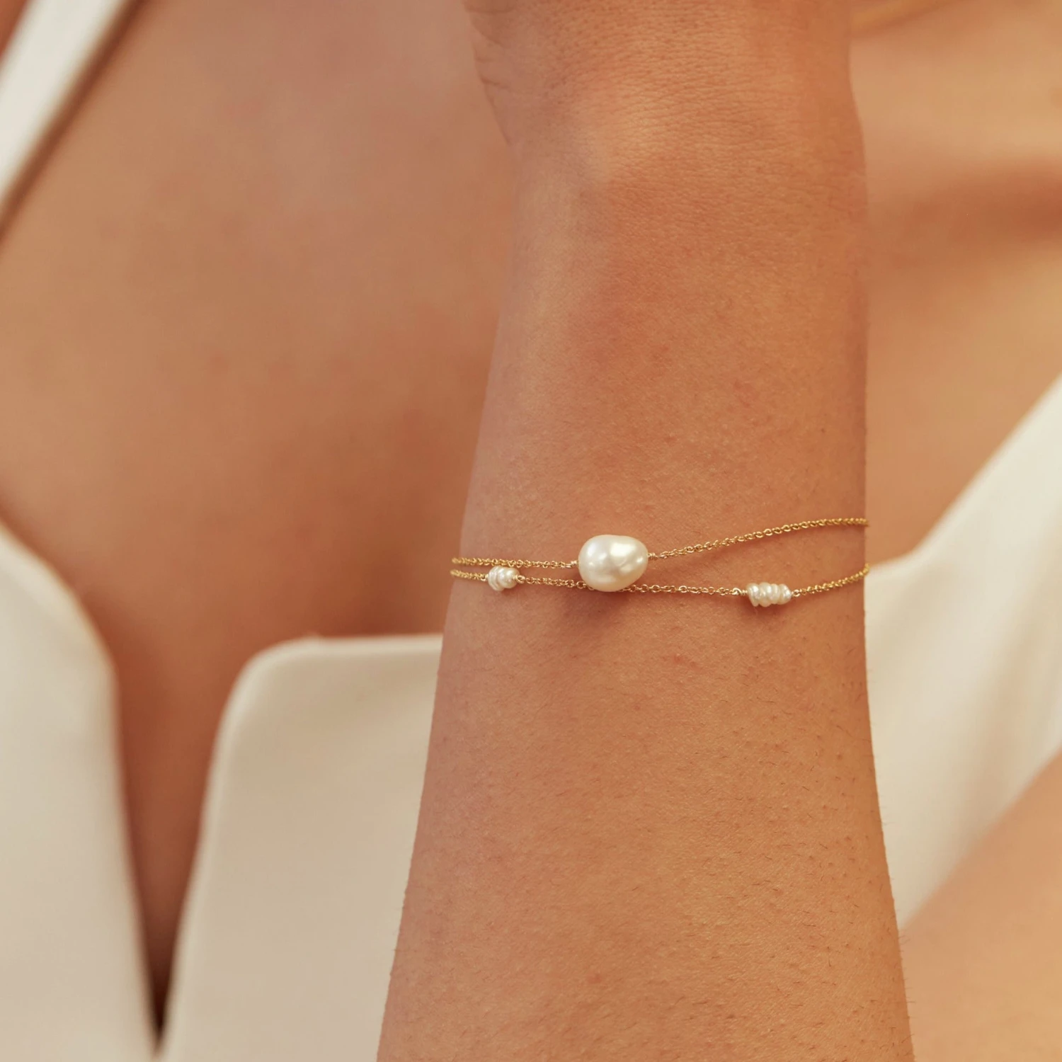 Gold Large Pearl Bracelet - Image 2