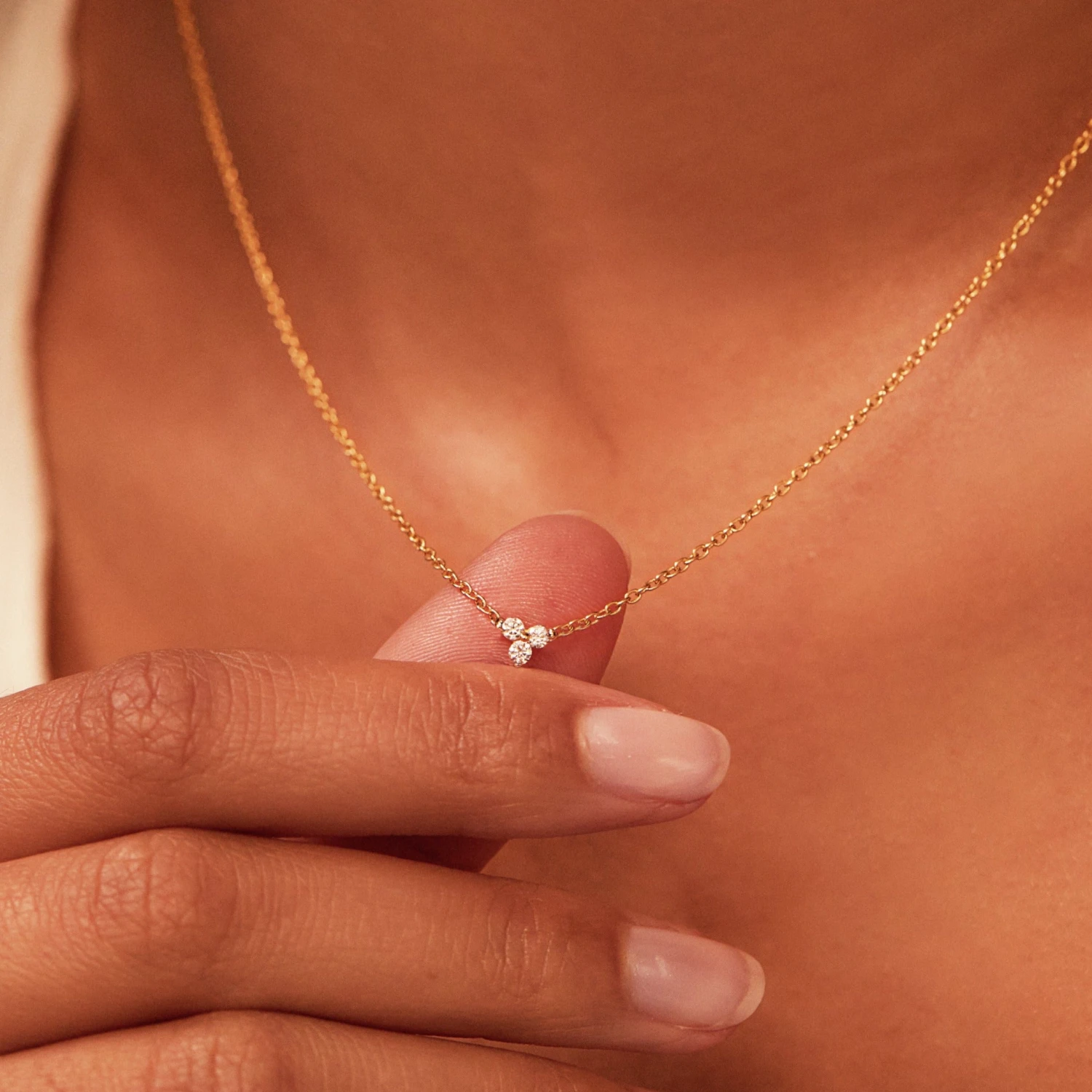 Solid White Gold Floating Diamond Cluster Necklace - Image 5