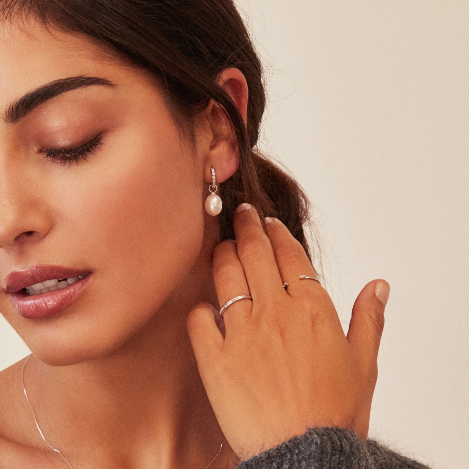 Silver Diamond Style Baguette Gap Ring - Image 2