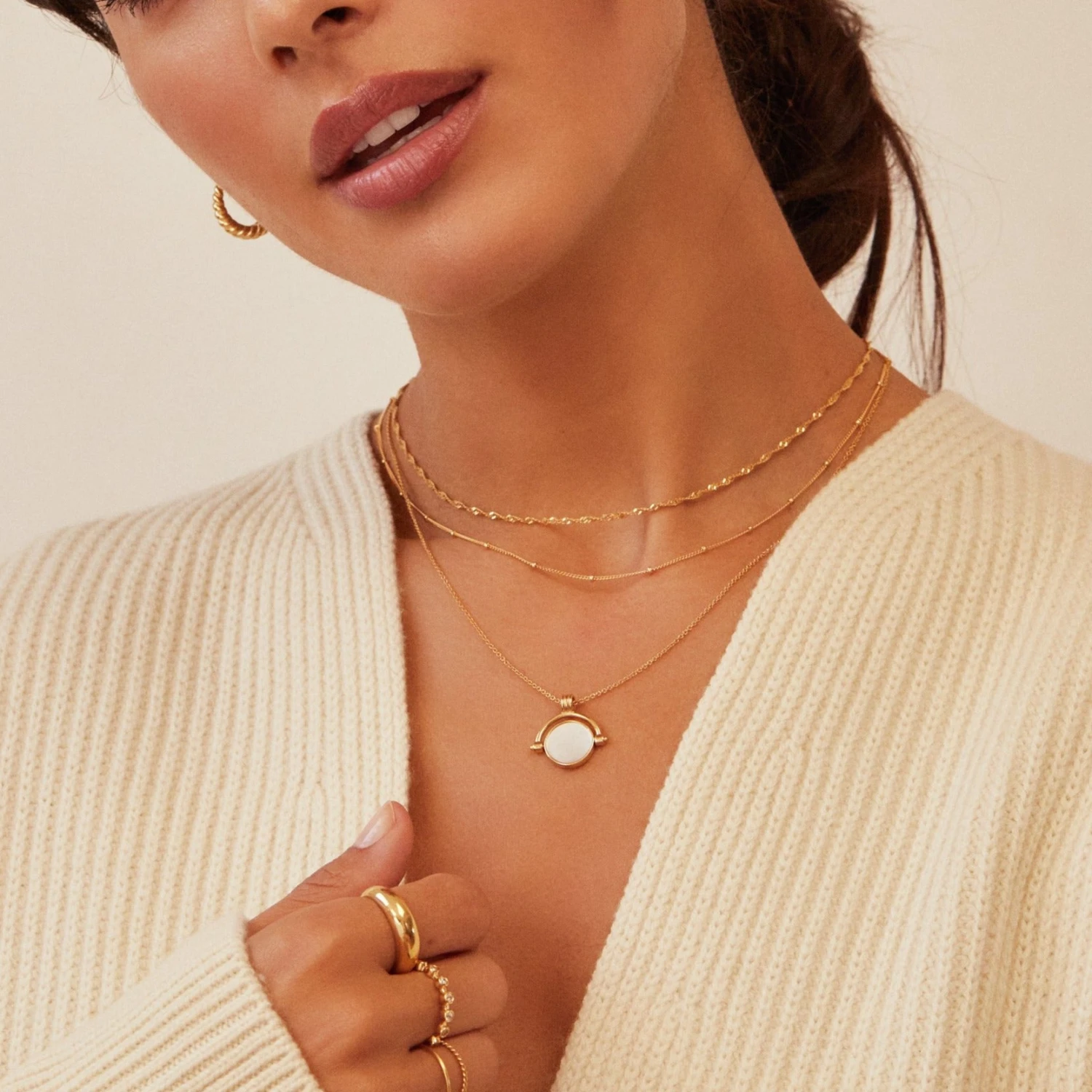 Silver Mother Of Pearl Spinning Disc Necklace - Image 8