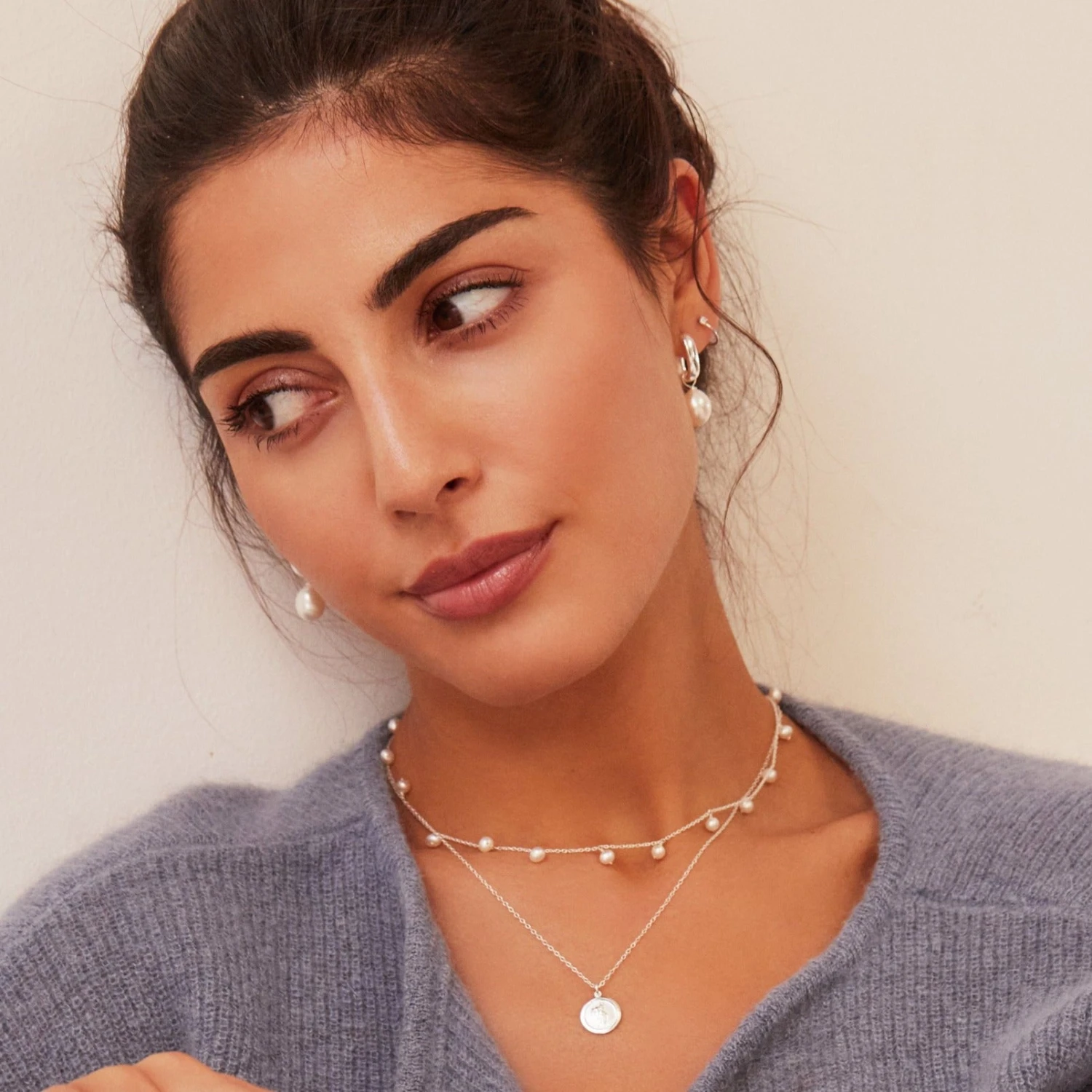 Silver Pearl Drop Choker - Image 4