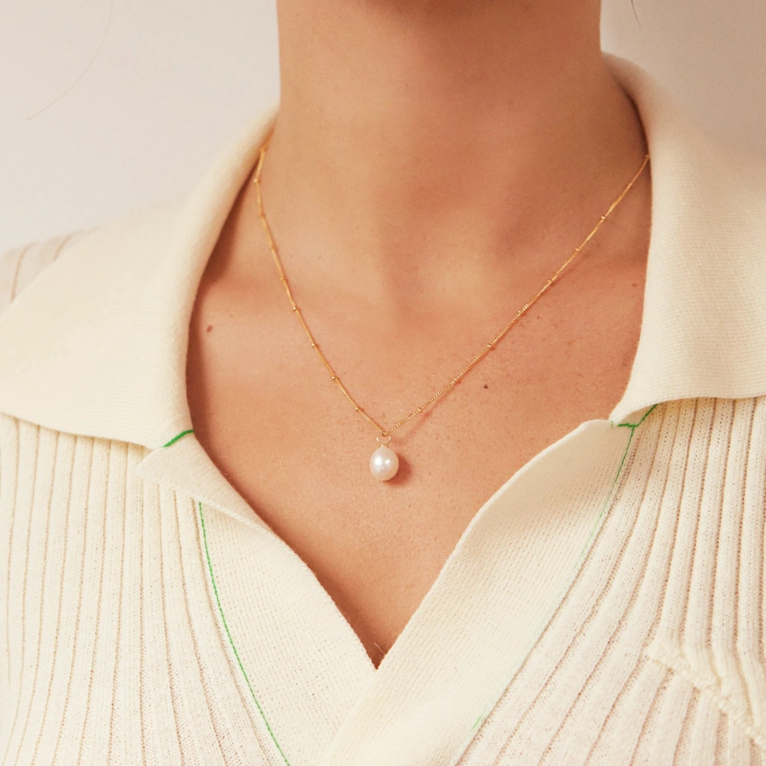 Rose Gold Large Pearl Satellite Necklace - Image 3
