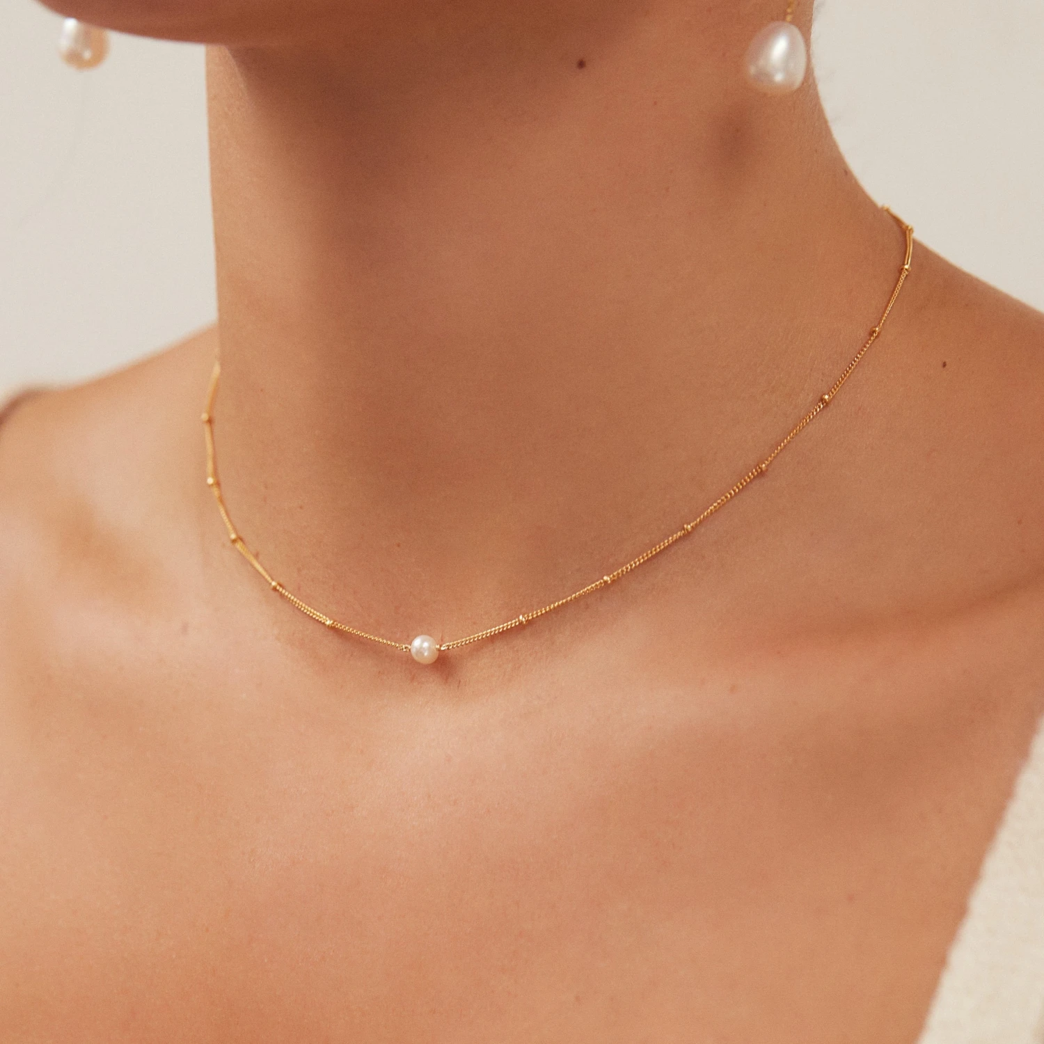 Rose Gold Satellite Single Pearl Choker - Image 2