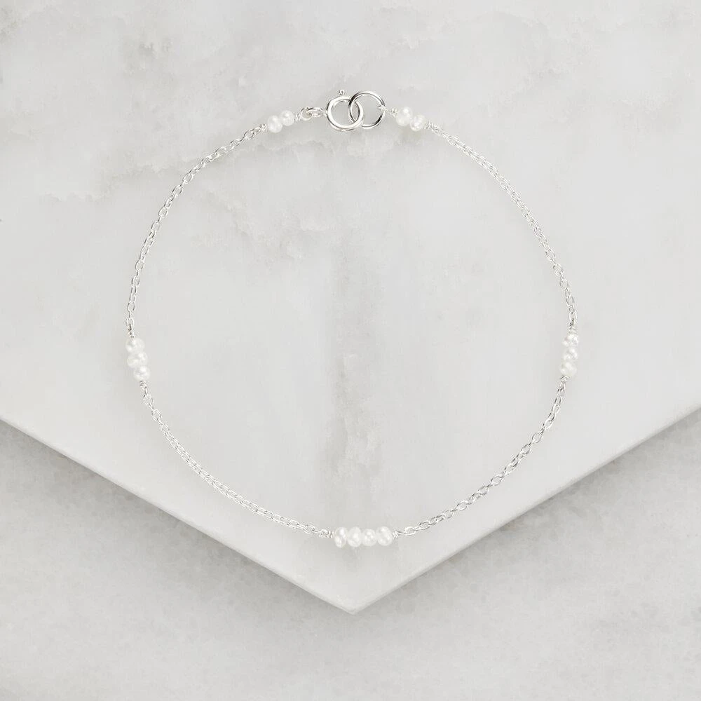 White Gold Mini Pearl Bracelet - Image 5