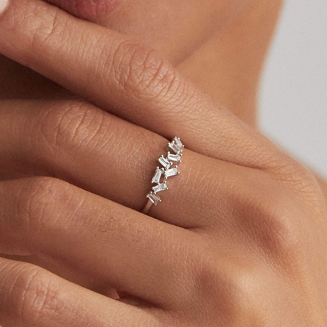 Silver Diamond Style Baguette Ring - Image 2
