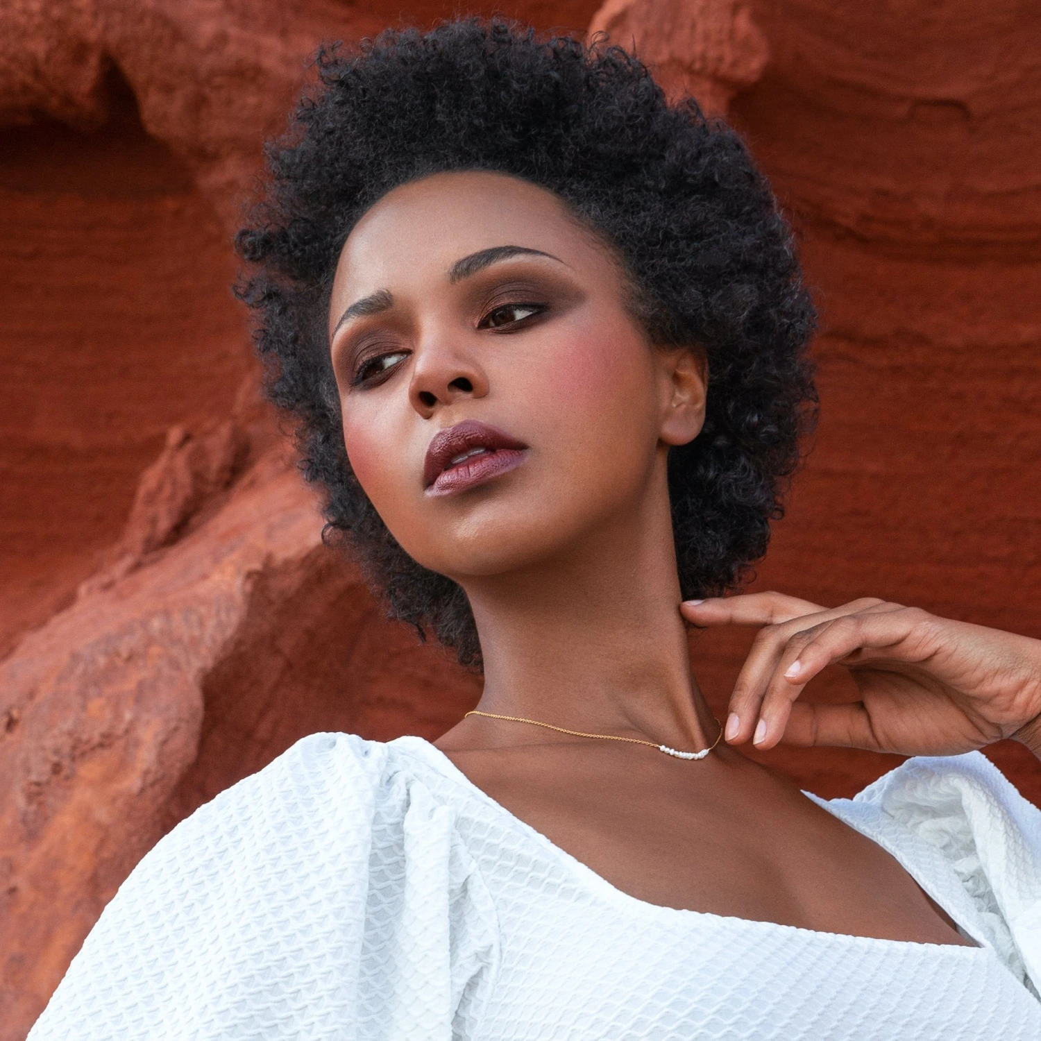 Rose Gold Small Pearl Cluster Choker - Image 8